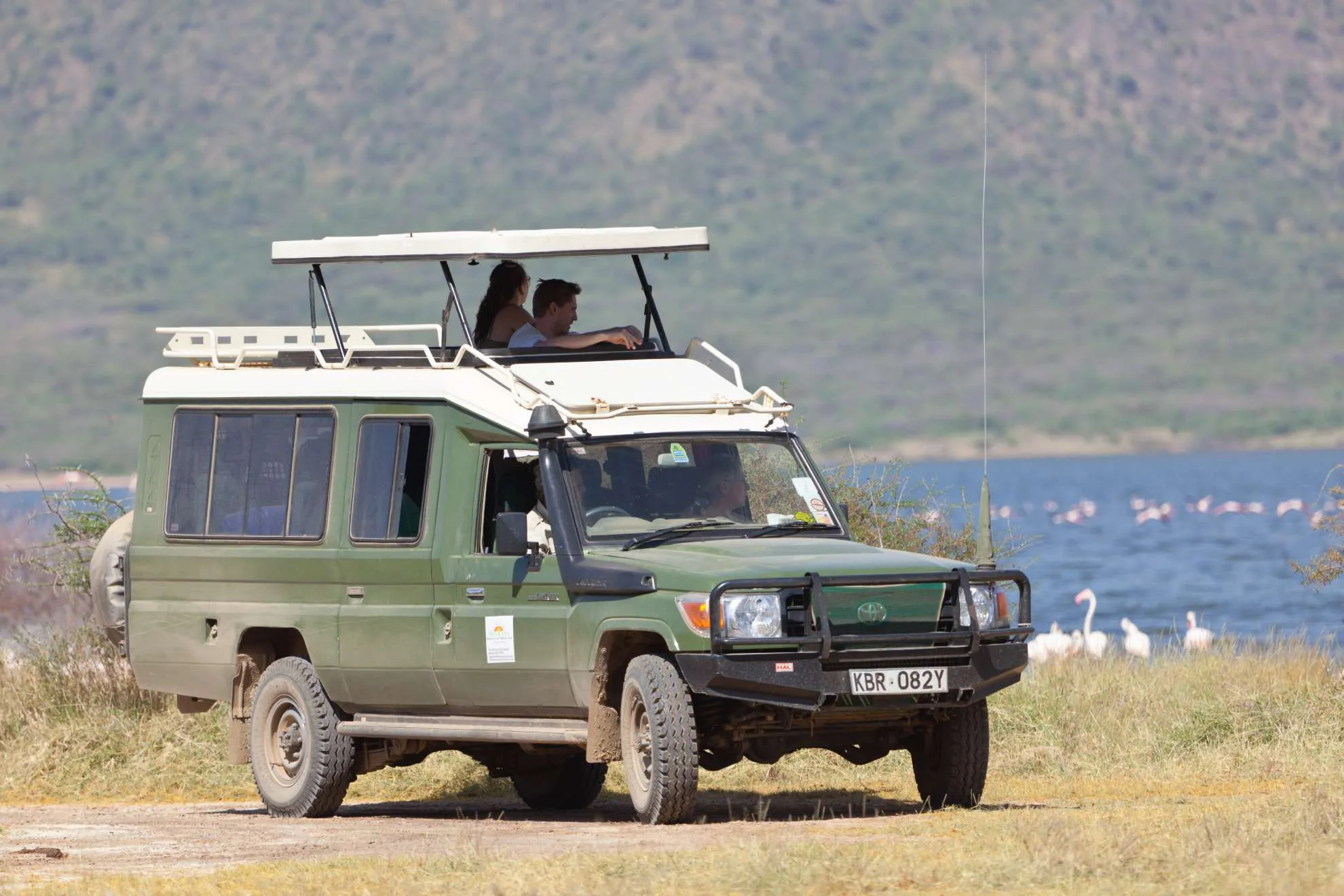 Authentic Wildlife Fly-In Safari Experience